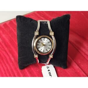 Versales Women's Quartz Watch Round Dial New!